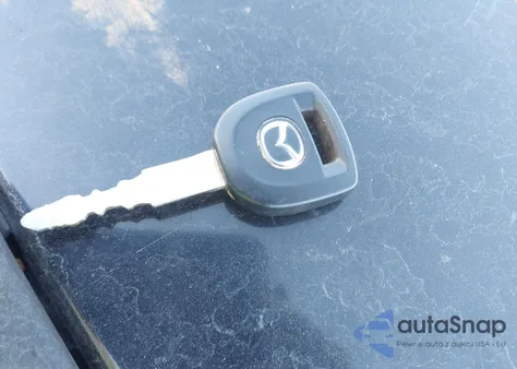 2011 Mazda Mazda3 I Sport from USA, damaged, VIN JM1BL1UF0B1399882